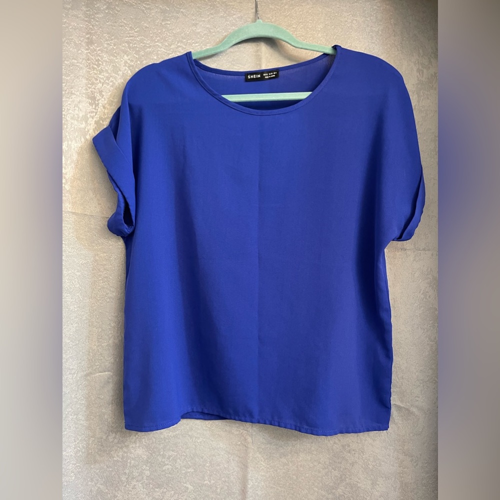 Women’s royal blue blouse